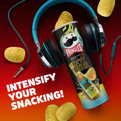 Pringles Hot Ones Los Calientes Verde Crisps Can 5.5oz (156g)
